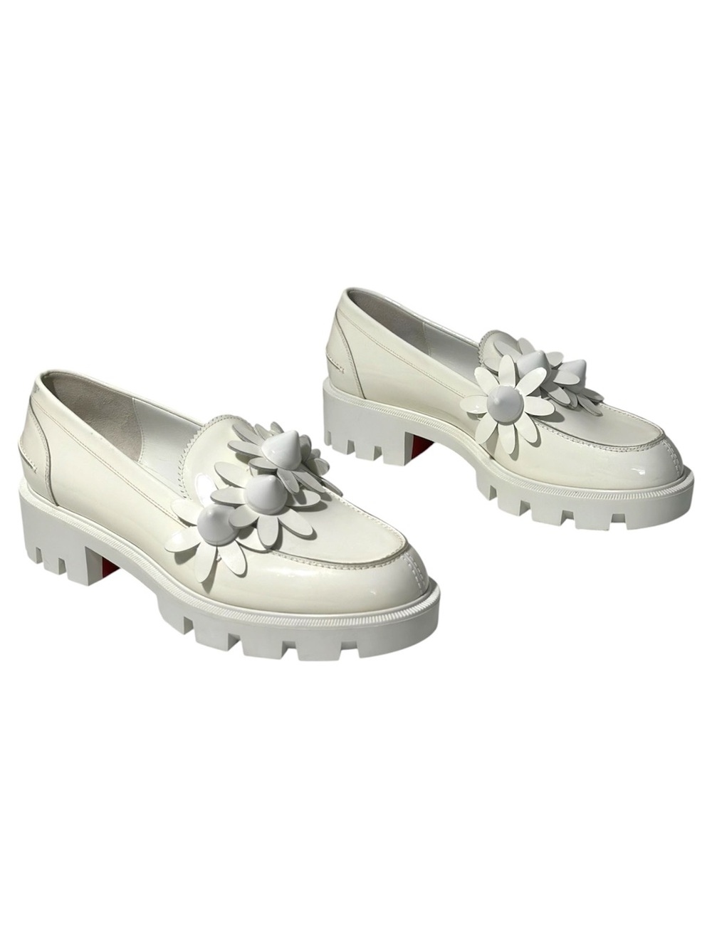 Christian Louboutin Daisy Spikes Moc White Patent Leather Loafers size 37 US 7